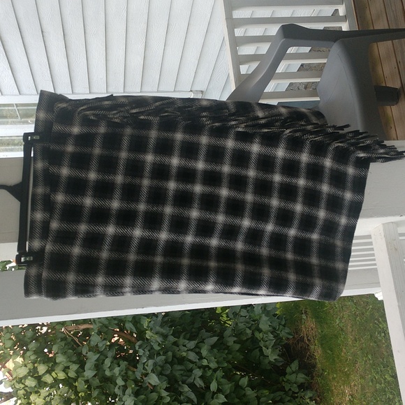 Time and Tru Faux Wrap Flannel Skirt Pull-up Plaid Warm Fringe Office 16-18 XL - Picture 8 of 15